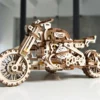 Moto Scrambler UGR-10 con sidecar Ugears - Imagen 15